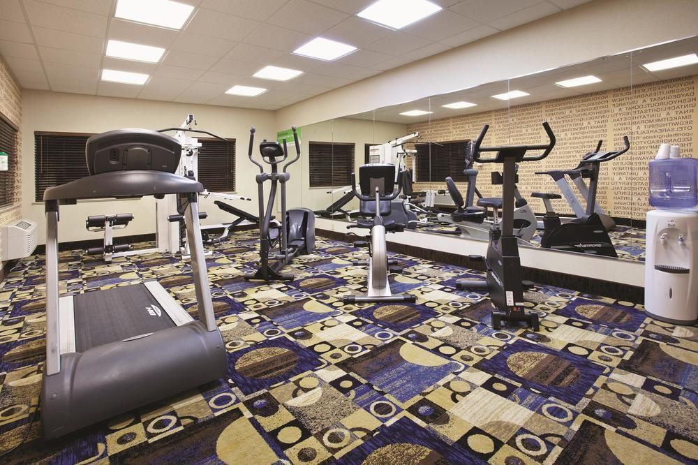 Comfort Suites Clovis Ngoại thất bức ảnh