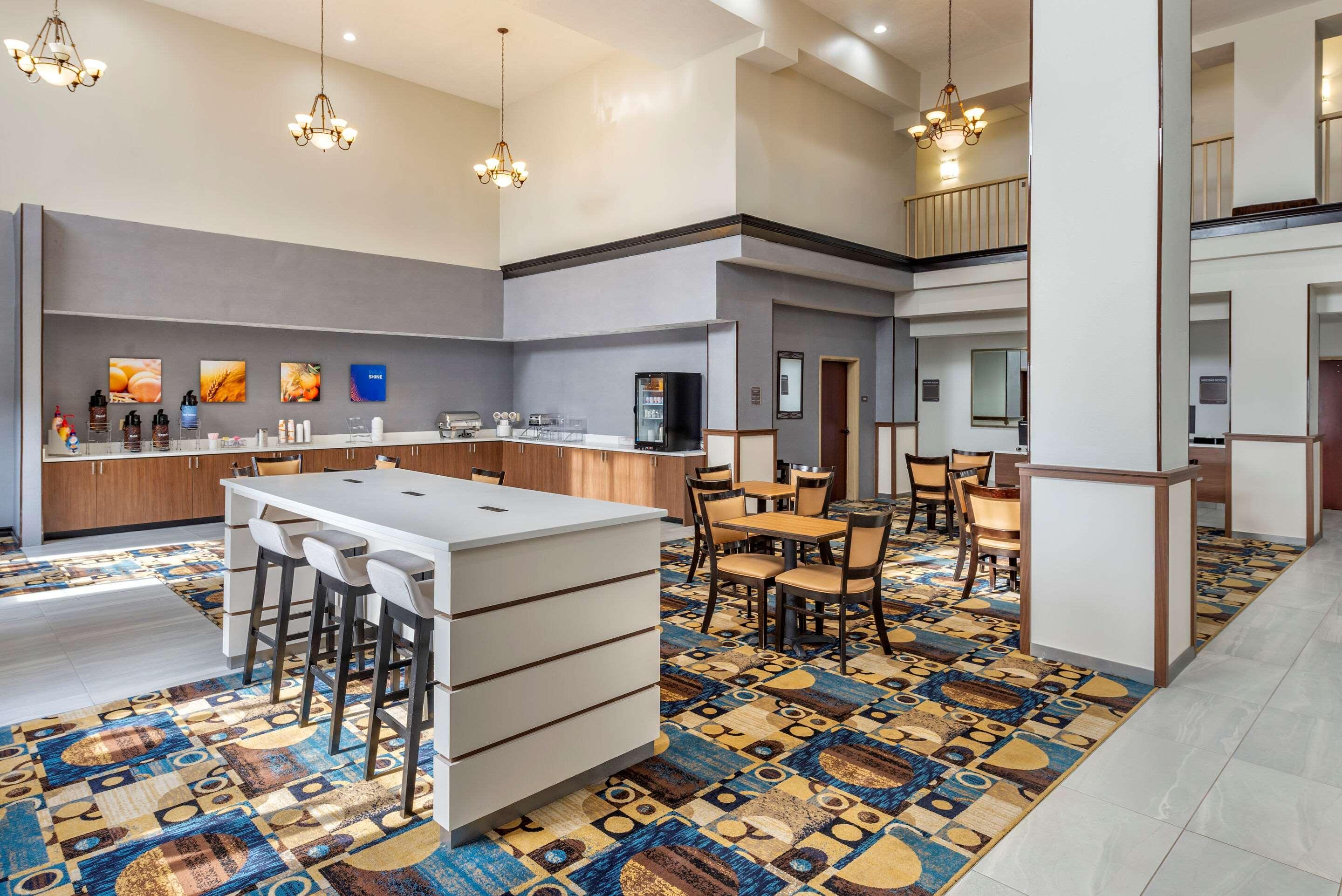 Comfort Suites Clovis Ngoại thất bức ảnh