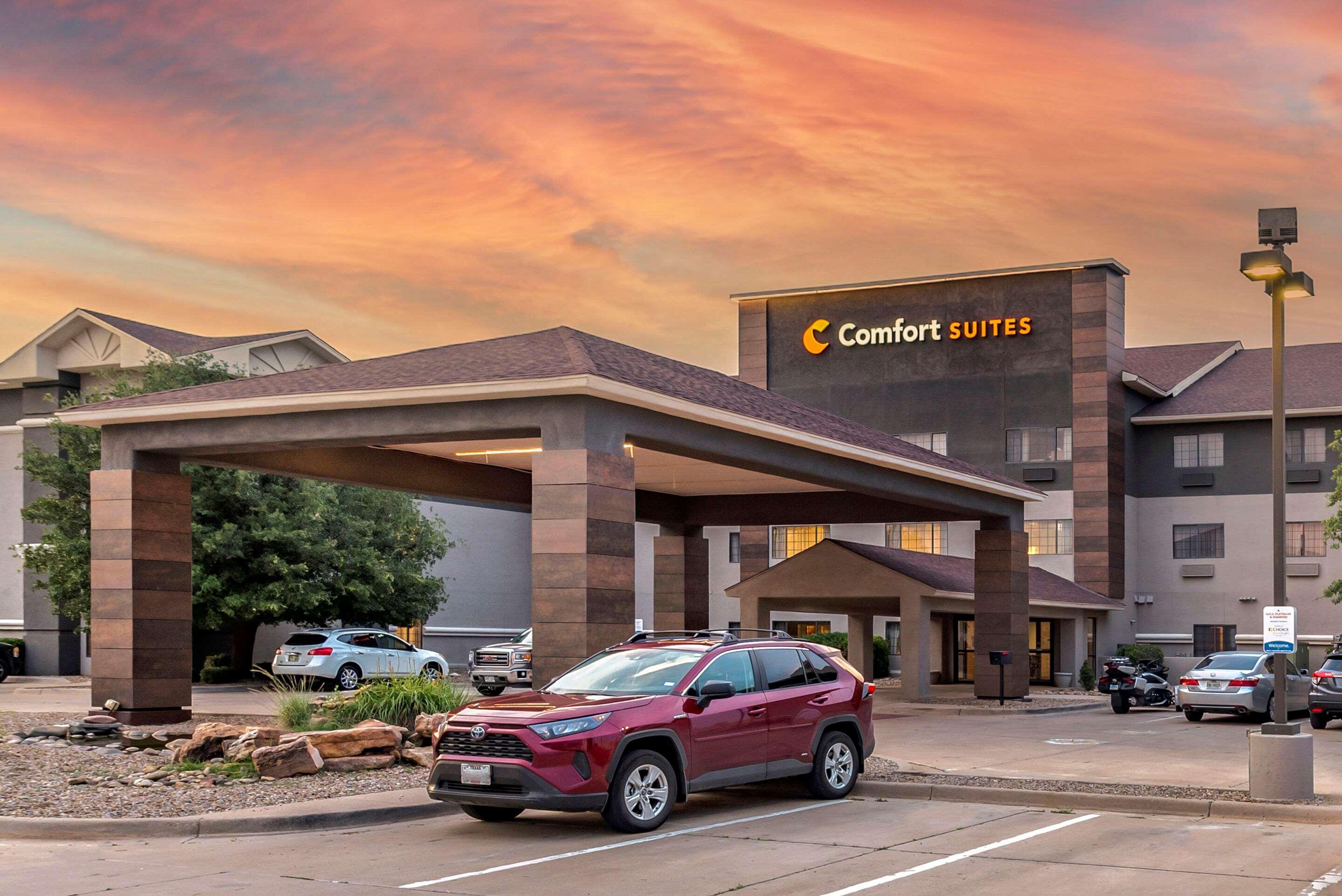 Comfort Suites Clovis Ngoại thất bức ảnh