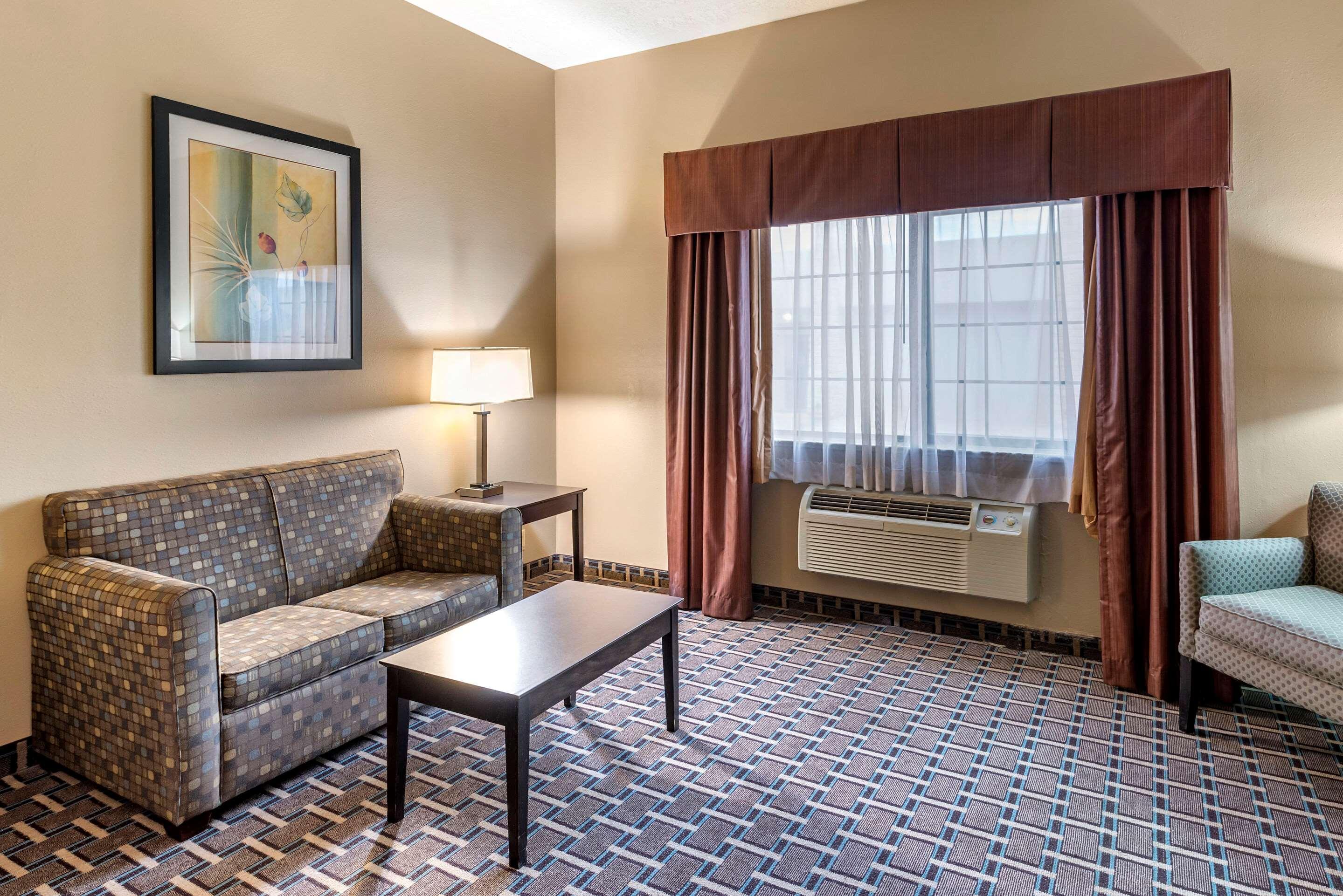 Comfort Suites Clovis Ngoại thất bức ảnh
