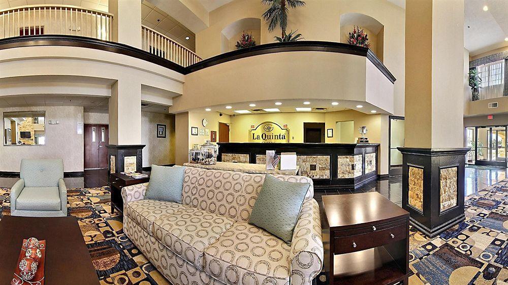 Comfort Suites Clovis Ngoại thất bức ảnh